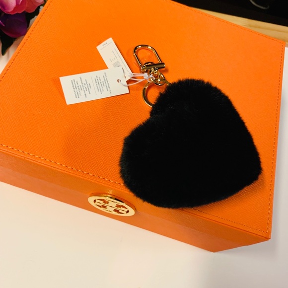 Tory Burch Accessories - ‼️NWT‼️NWT!!!Tory Burch Fur Heart Key Chain.